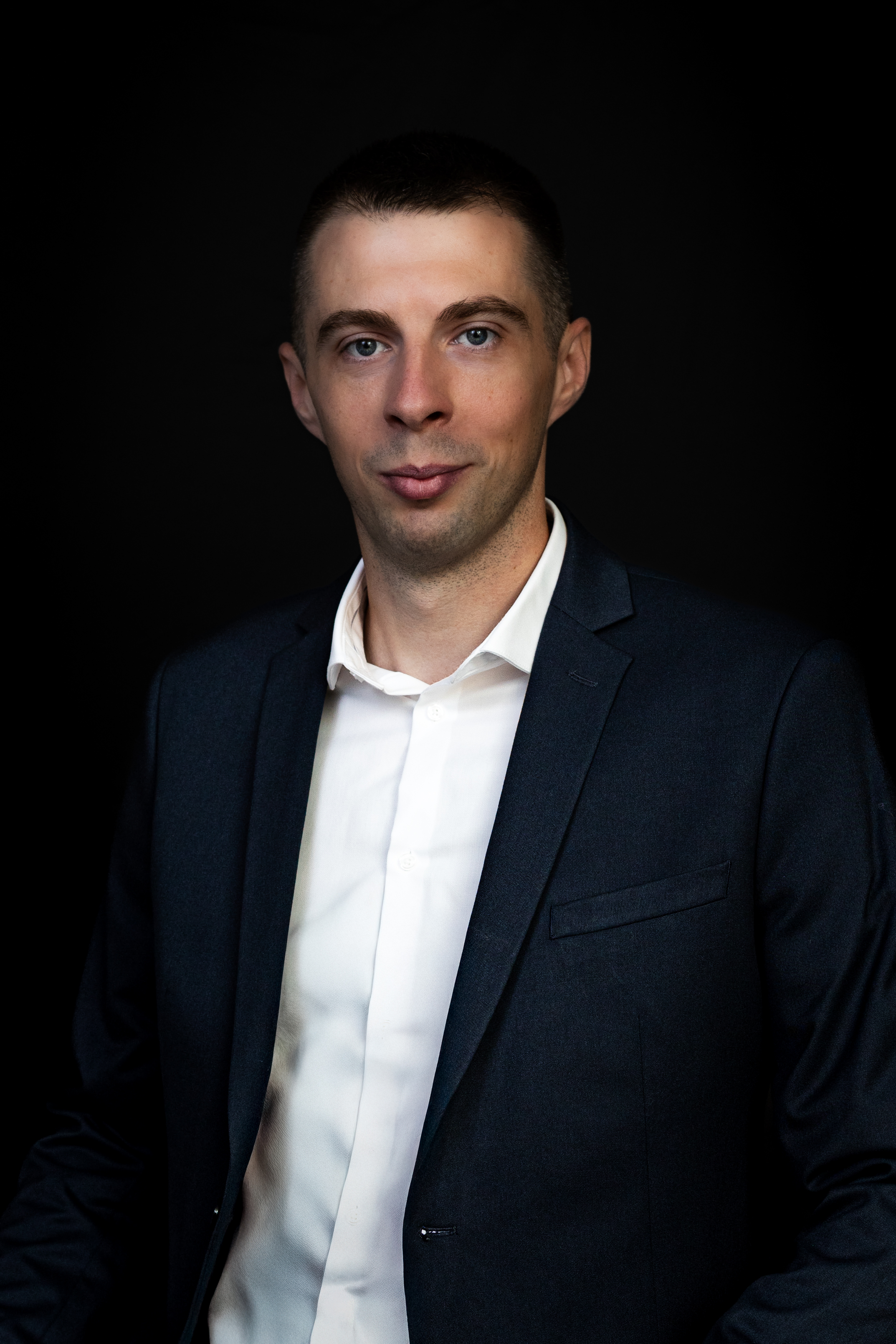 KLEIN KEVIN-card-logo